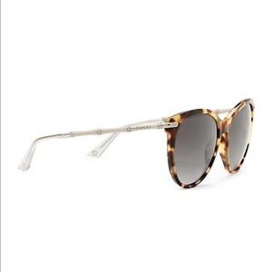 ✨GUCCI✨ Light Havana Bamboo Temple Sunglasses!!